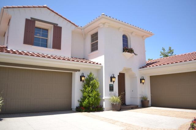 The Benefits of Maintaining Your Garage Door in Sacramento
